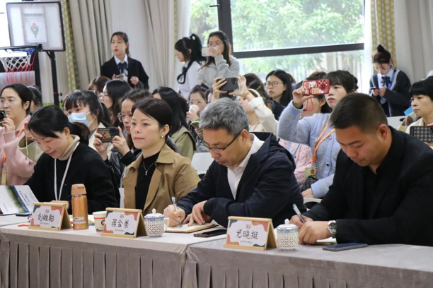 2023-04-09 10:30:00.152000