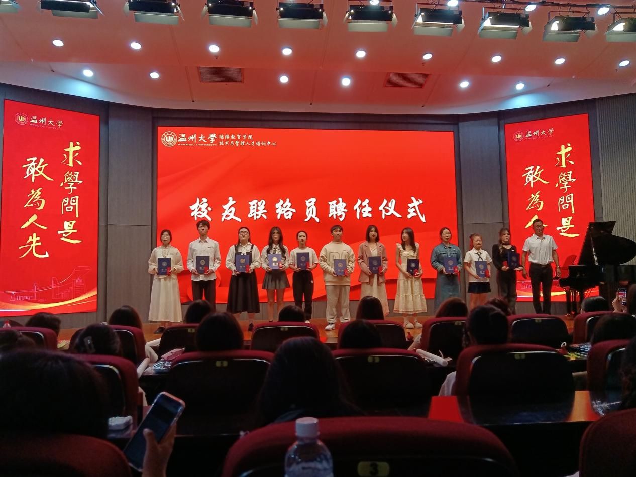 d05e561ed4eef9ee6fb3e856cec8cd8