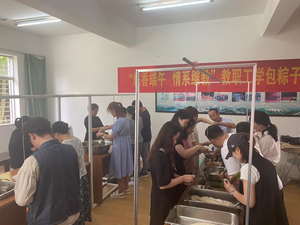 98029cb4311551c7cd4e91010a6345b