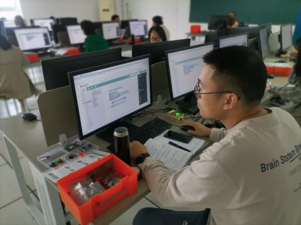 4d7a93fffecd314e5aaf9bbab329092