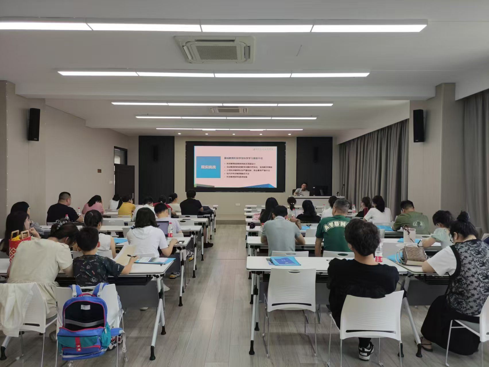 ed69fc77b048abe83f74f96bfdd25bb