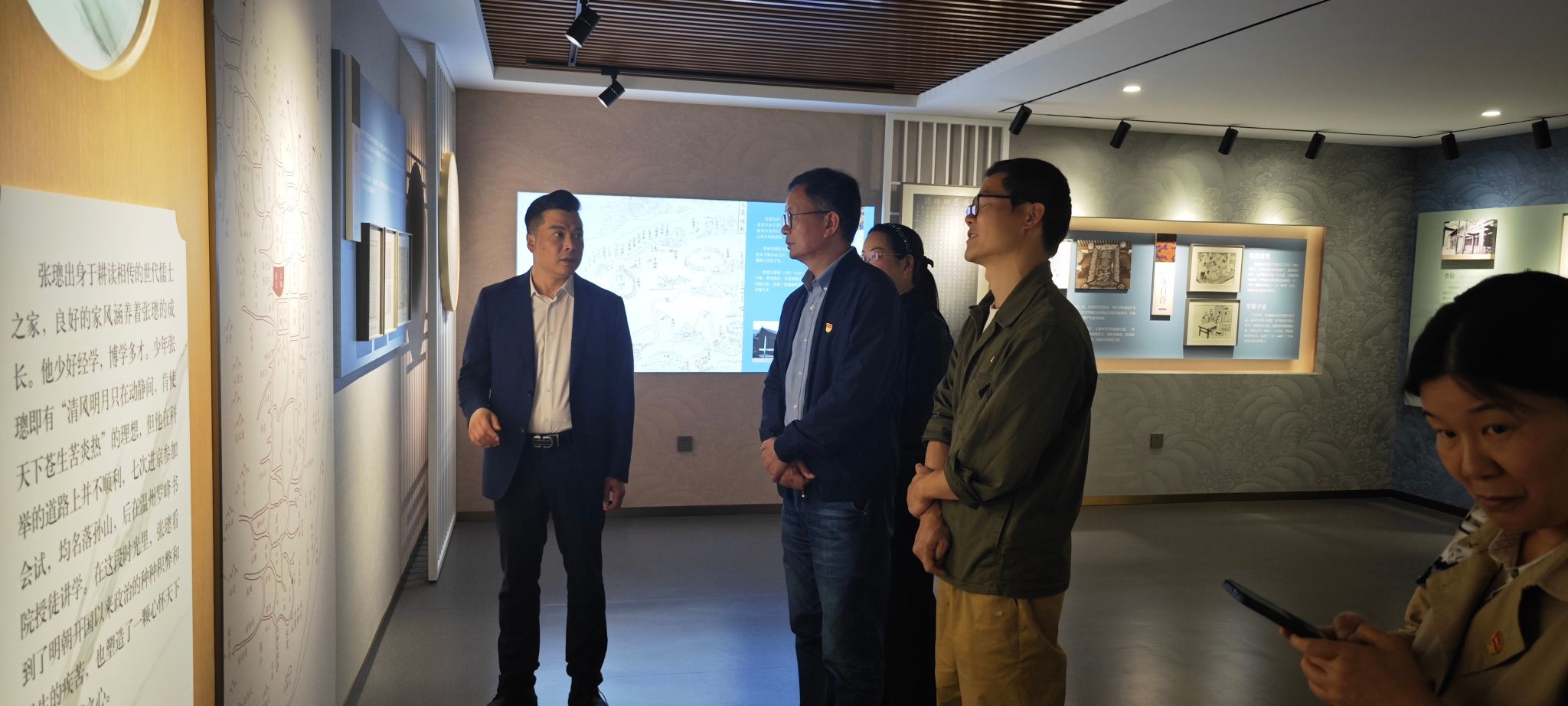 8effdfb97e57e4dd861f34841e962f3