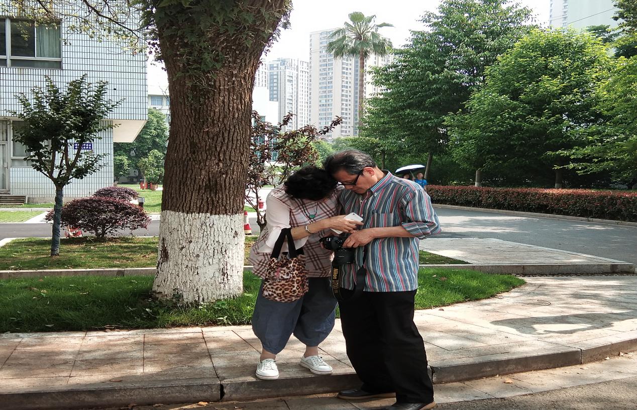 tmp_0075f8529681e857c80e8c8a2ea07b007c888450e6e52878