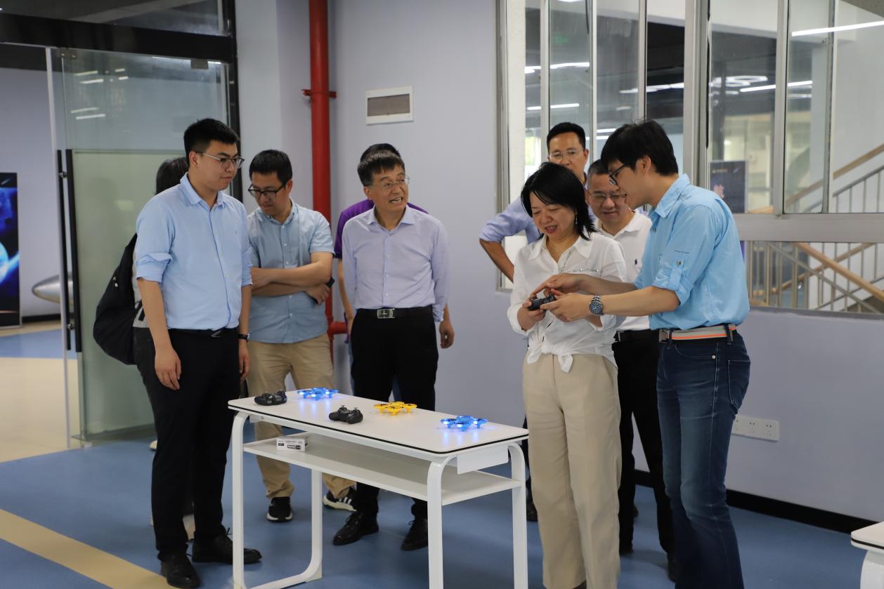 89d8bdb999d668b0b7f804ca0f8c8c3