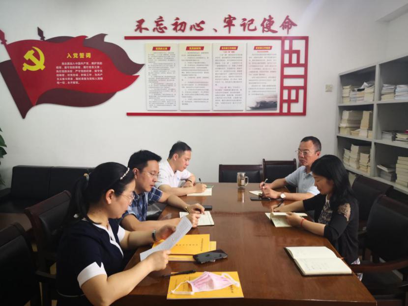 8cf1a9db1265ecb24a85680b5ef6b61